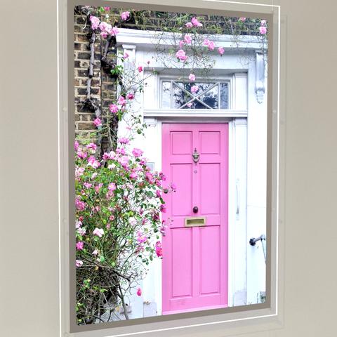 Led Schaufenster Displays Hochformat DIN A0 mit seitlicher Befestigung - Digitale Werbedisplays - Modulare Displays® - München