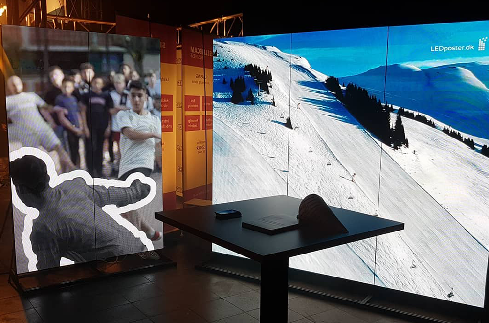 LED Videowand Freistehend - Totem Indoor P2 - P3 Videowall