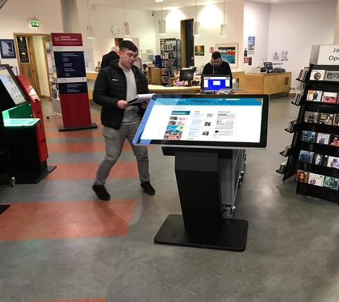 Touchscreen-Kiosk 43 - 55 Zoll All-in-One