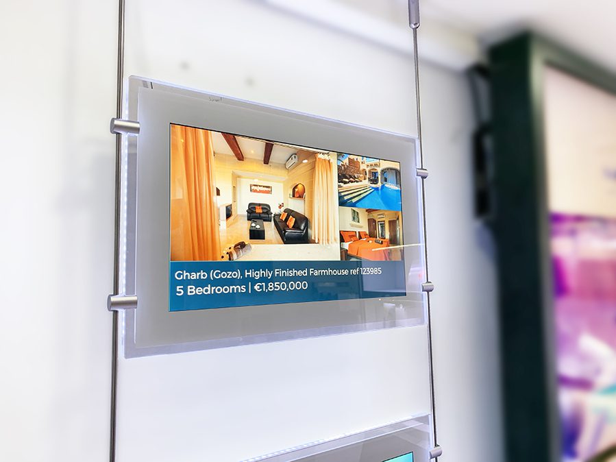 Digitale Werbedisplays für Schaufenstern - Kit 3x 15", 1000 cd/m²