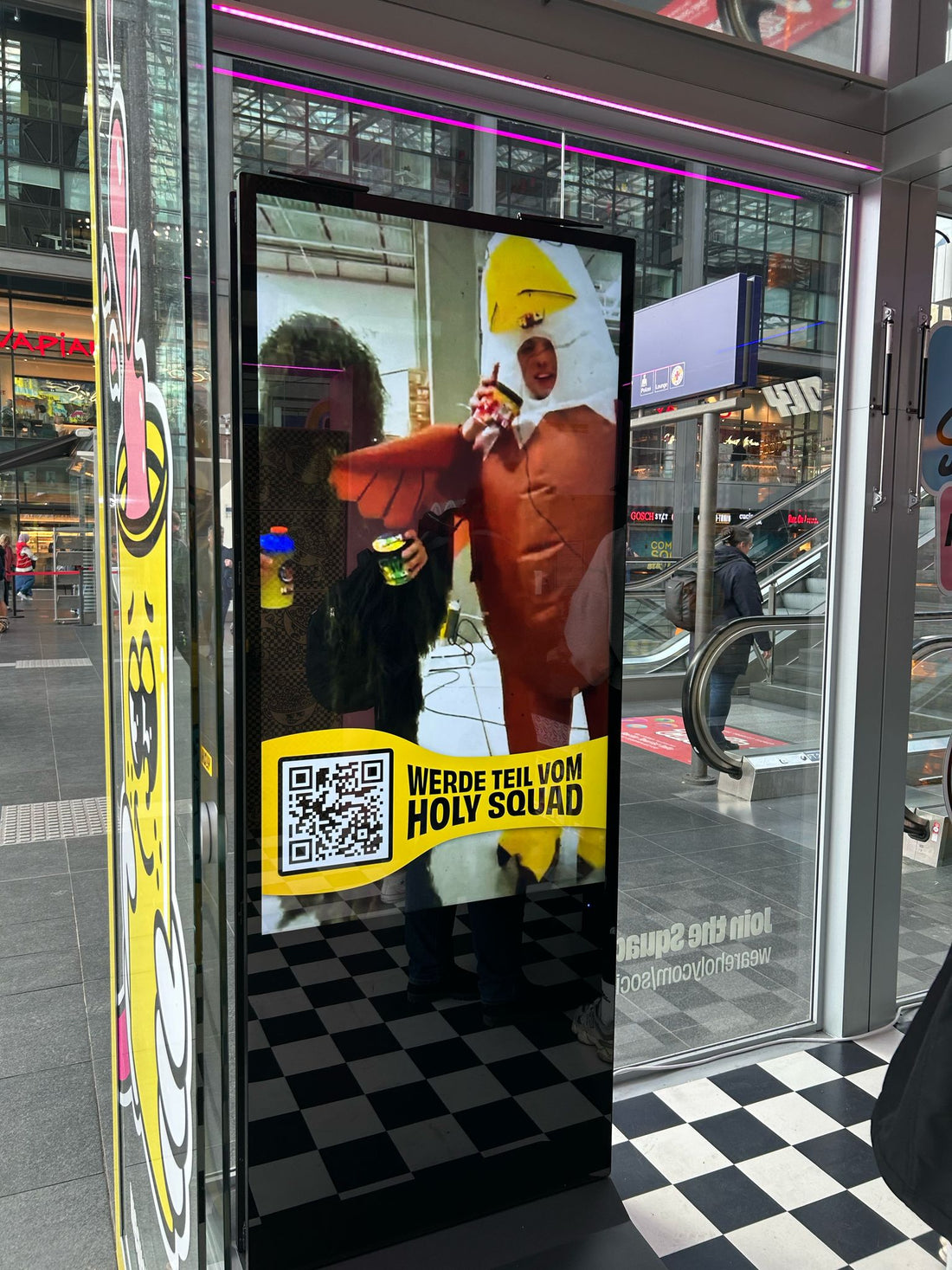 Die Zukunft der Information: Freistehende Infostelen und LED-Video-Infostelen von Modulare Displays® - Digitale Werbedisplays - Modulare Displays® - München