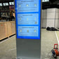 Digitale Infostele doppelseitig 55" freistehend zu vermieten