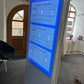 Digitale Infostele doppelseitig 55" freistehend zu vermieten