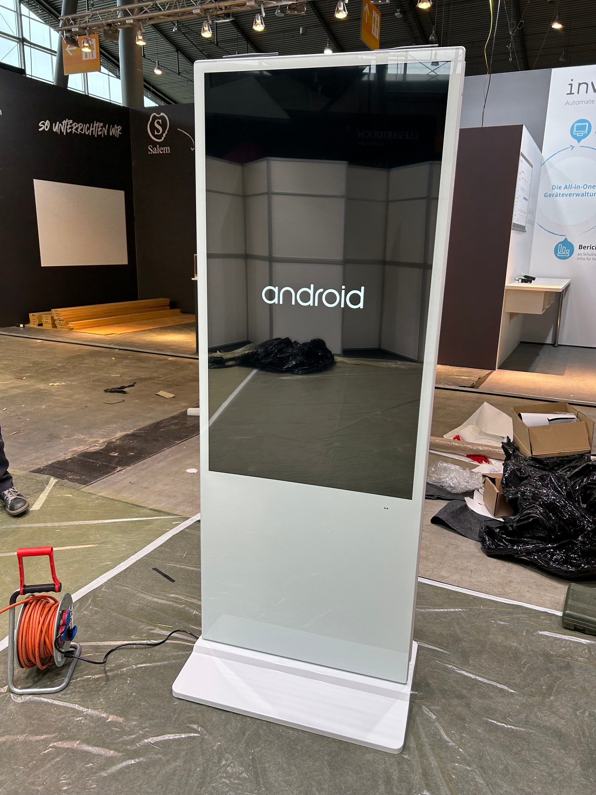 Doppelseitiges Android Display Event München – Modulare Displays®