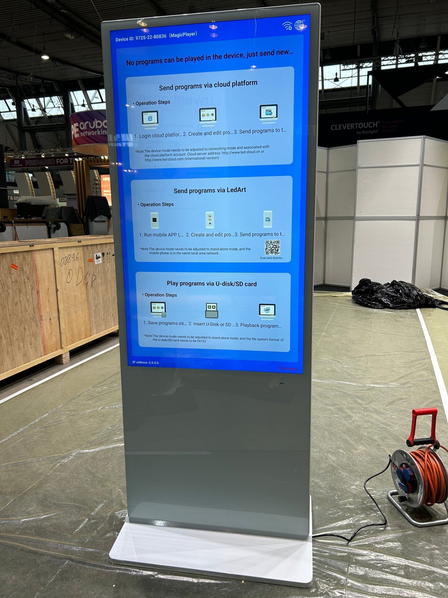 Doppelseitige Infostele 55 Zoll mit Android und Media Player - Digitale Werbedisplays - Modulare Displays® - München
