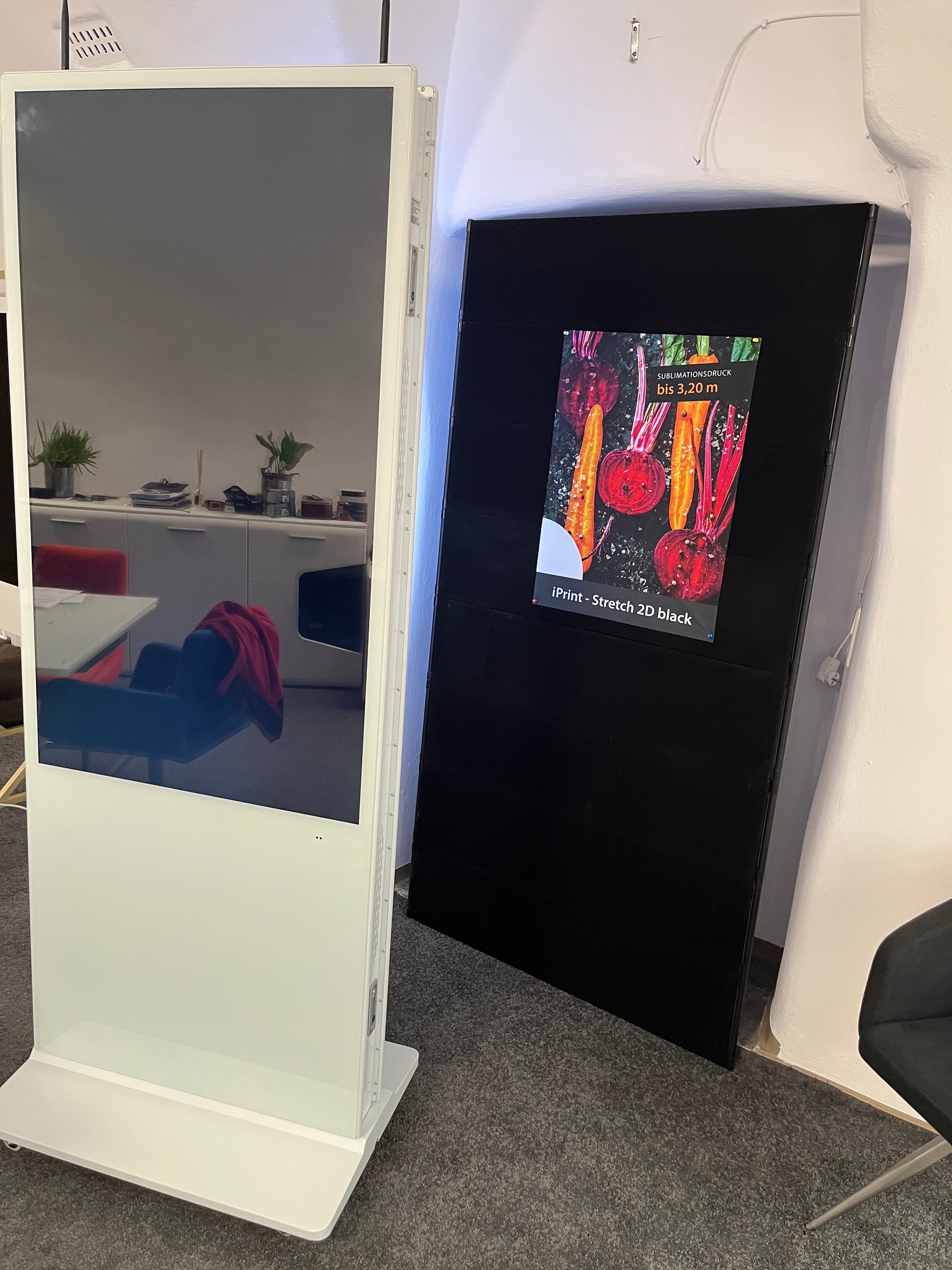 Doppelseitiges Android Display Event München - Digitale Werbedisplays - Modulare Displays® - München