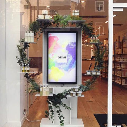 Ultra Heller Digitaler Monitor von 43 Zoll bis 75 Zoll, mit 3500 cd/m² - Digitale Werbedisplays - Modulare Displays® - München