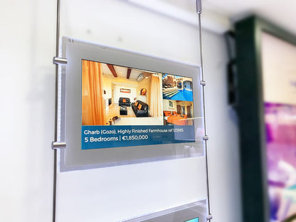 Digitale Werbedisplays für Schaufenstern - Kit 3x 15", 1000 cd/m² - Digitale Werbedisplays - Modulare Displays® - München