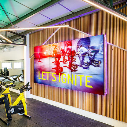 LCD Videowand Display 49 Zoll und 55 Zoll - Digitale Werbedisplays - Modulare Displays® - München